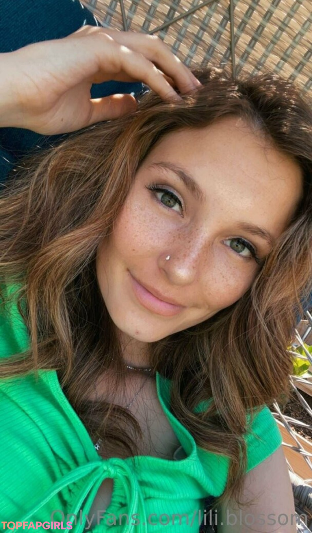 Foto desnuda filtrada de OnlyFans de Liliblossom #86 Foto desnuda filtrada de OnlyFans de Liliblossom #86