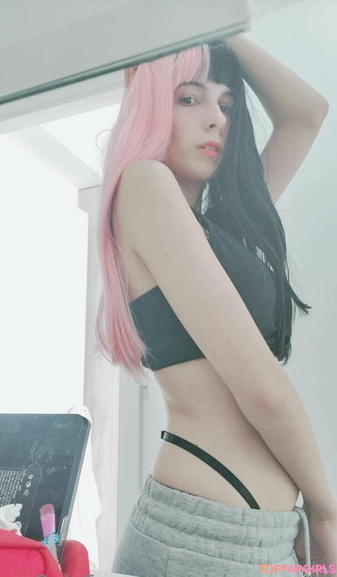 Foto desnuda filtrada de OnlyFans de Vivivoyage88 #21 Foto desnuda filtrada de OnlyFans de Vivivoyage88 #21