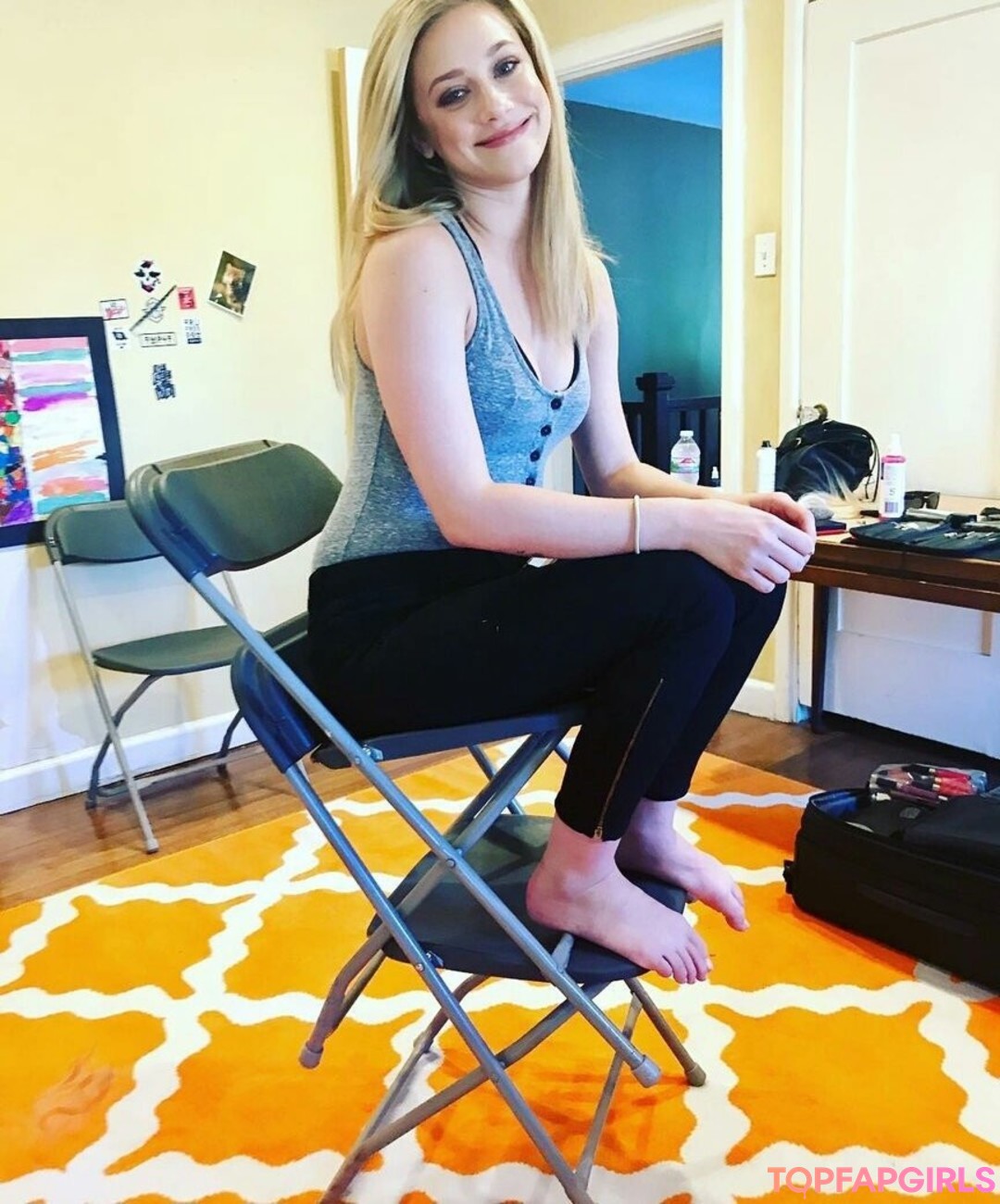 Foto desnuda filtrada de OnlyFans de Lili Reinhart #218 Foto desnuda filtrada de OnlyFans de Lili Reinhart #218