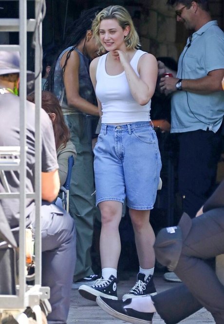 Foto desnuda filtrada de OnlyFans de Lili Reinhart