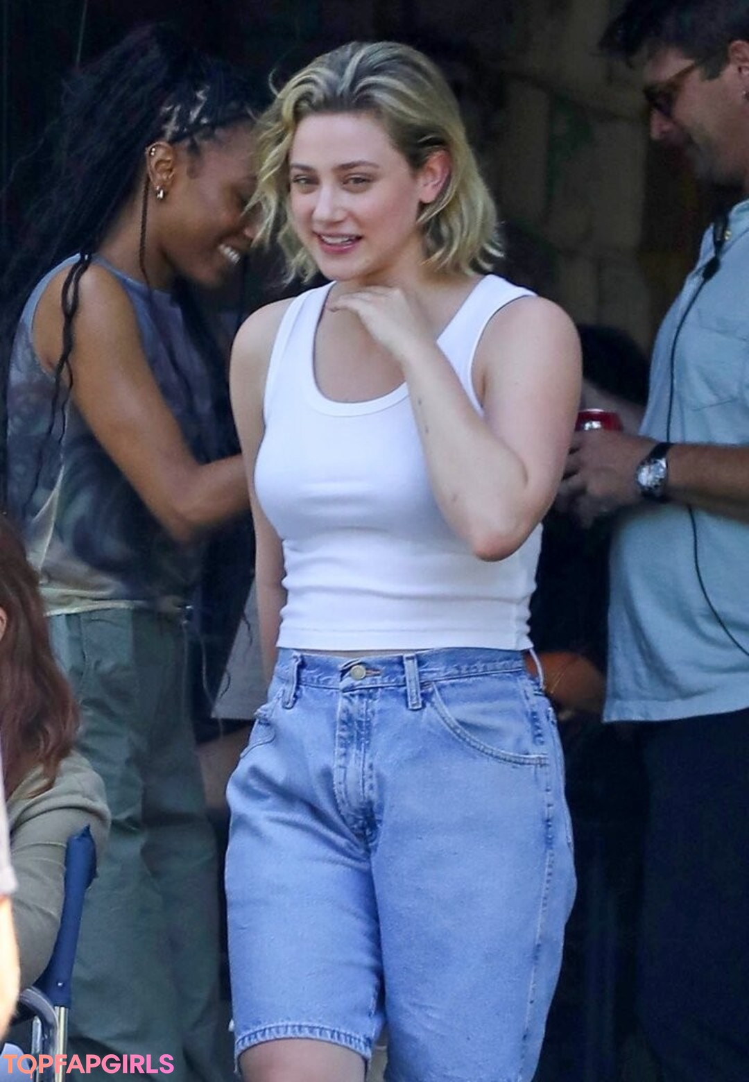 Foto desnuda filtrada de OnlyFans de Lili Reinhart #258 Foto desnuda filtrada de OnlyFans de Lili Reinhart #258