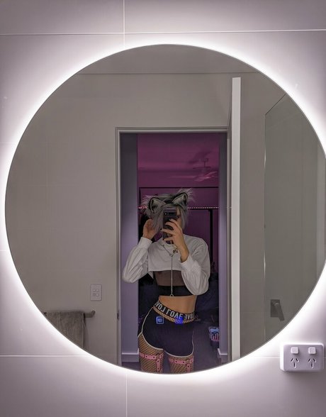 Foto desnuda filtrada de OnlyFans de femboypup