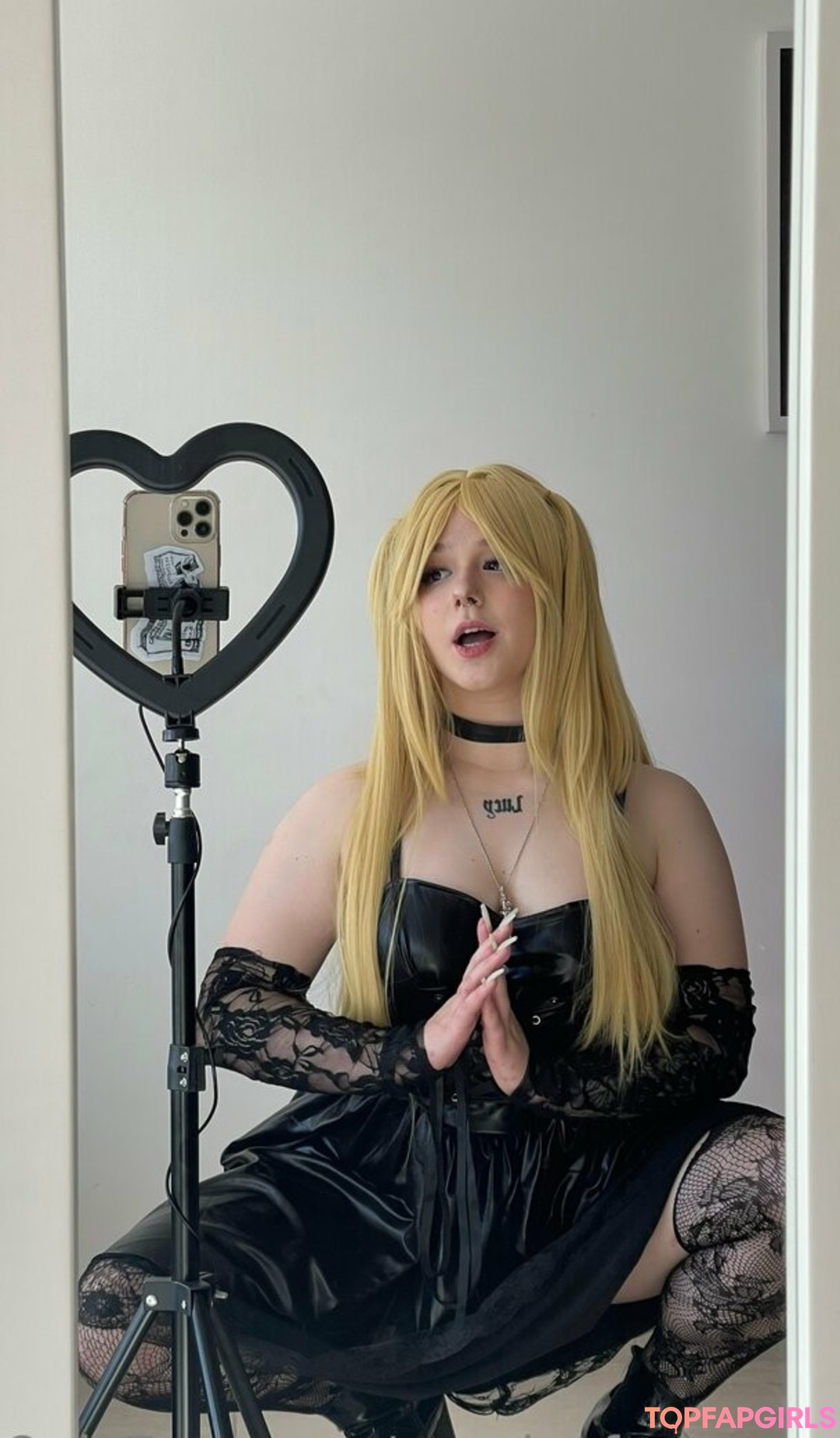 Foto desnuda filtrada de OnlyFans de Cosplayfoxyuzumaki #3 Foto desnuda filtrada de OnlyFans de Cosplayfoxyuzumaki #3