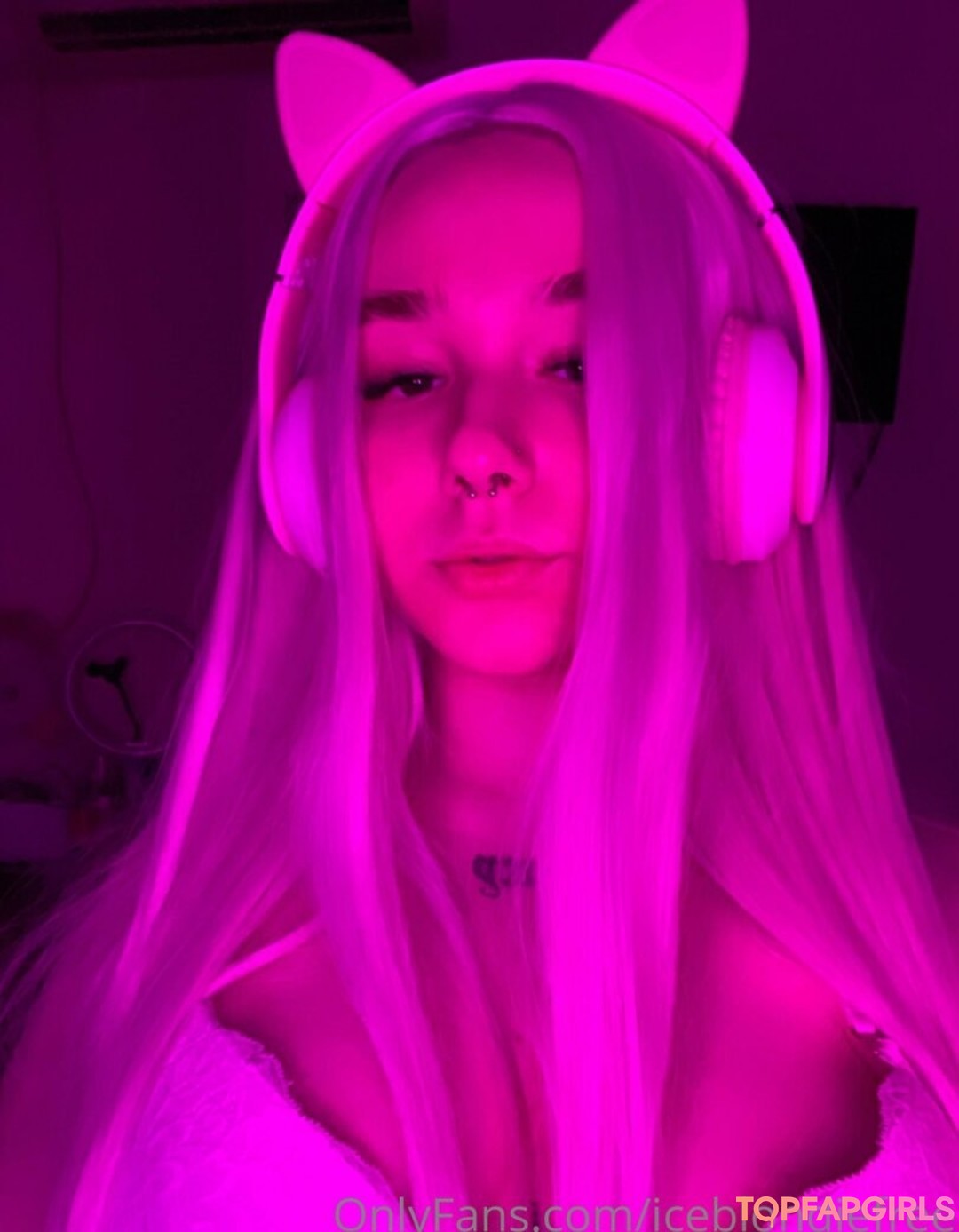 Foto desnuda filtrada de OnlyFans de Cosplayfoxyuzumaki #45 Foto desnuda filtrada de OnlyFans de Cosplayfoxyuzumaki #45