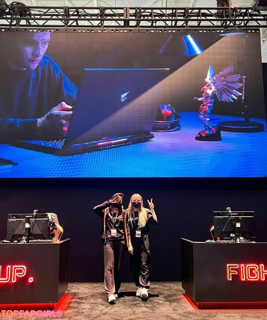 Foto desnuda filtrada de OnlyFans de Starsmitten #227 Foto desnuda filtrada de OnlyFans de Starsmitten #227