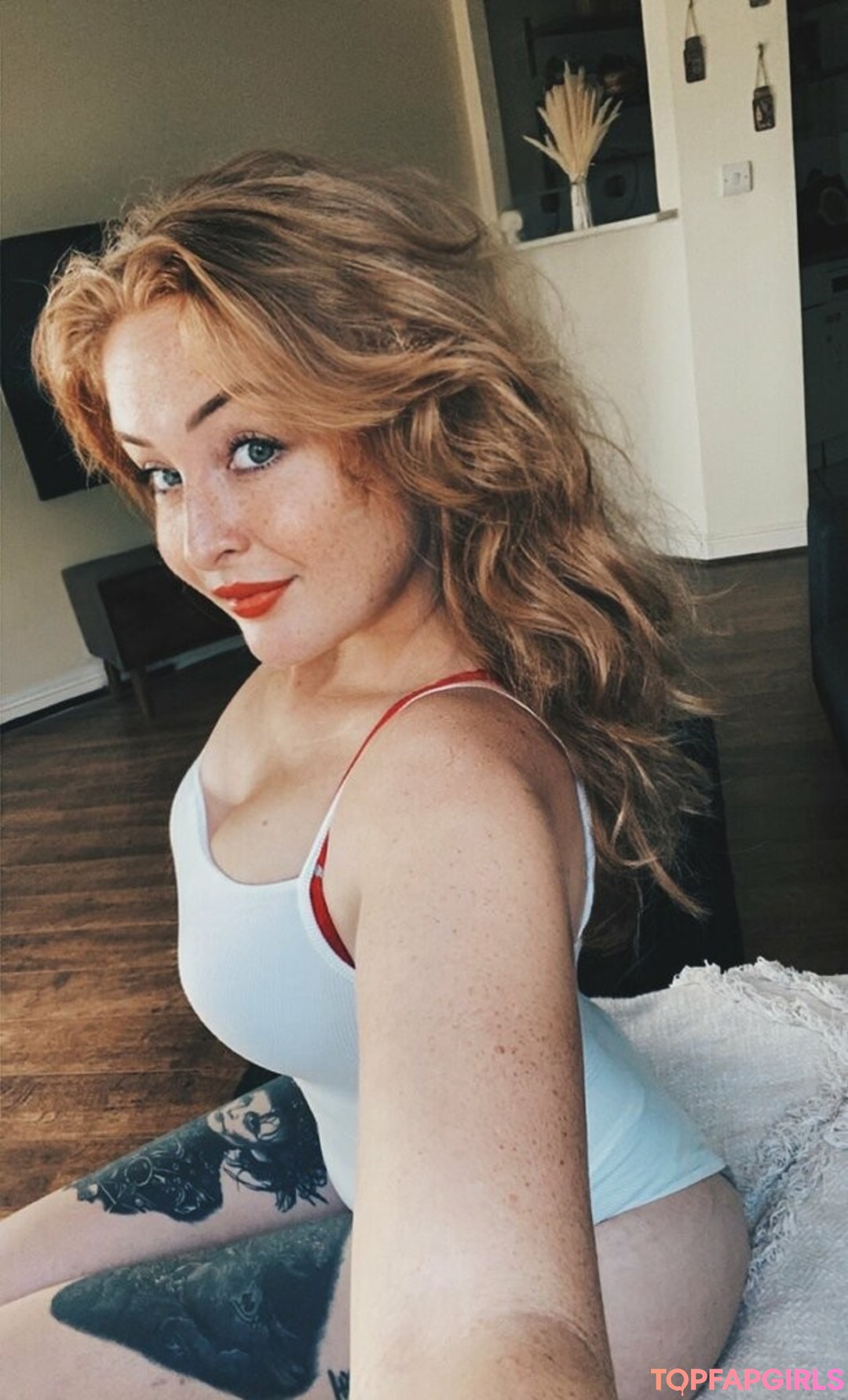 Foto desnuda filtrada de OnlyFans de Littleredx #8 Foto desnuda filtrada de OnlyFans de Littleredx #8