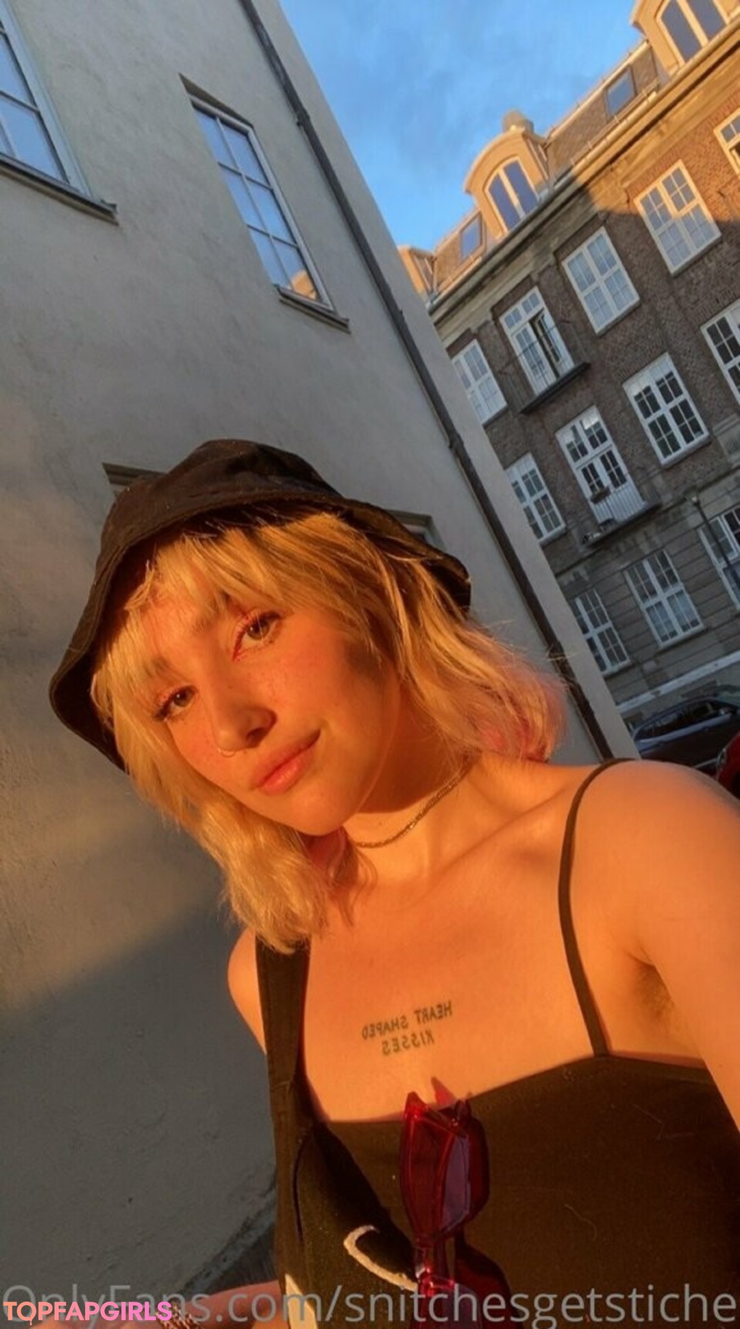 Foto desnuda filtrada de OnlyFans de Snitchesgetstiches #45 Foto desnuda filtrada de OnlyFans de Snitchesgetstiches #45