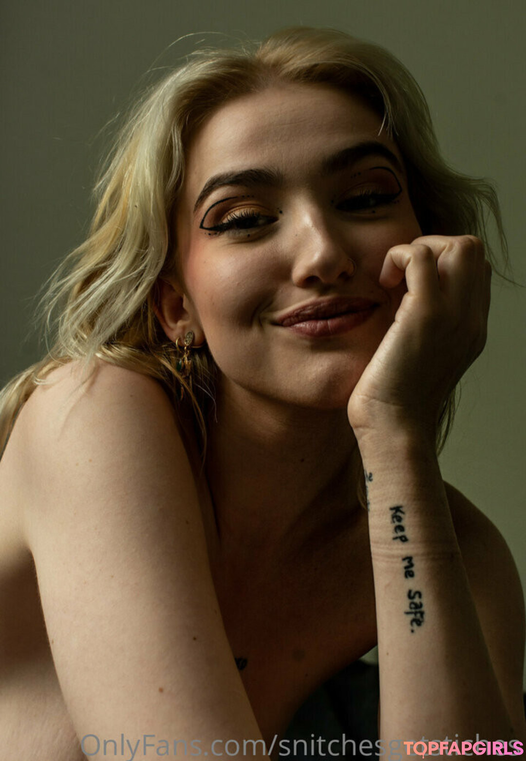 Foto desnuda filtrada de OnlyFans de Snitchesgetstiches #7 Foto desnuda filtrada de OnlyFans de Snitchesgetstiches #7