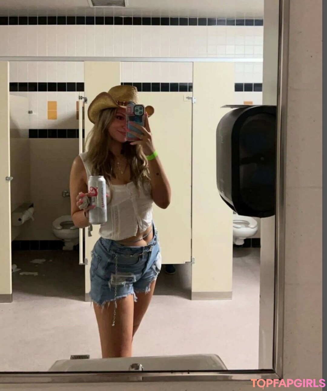 Foto desnuda filtrada de OnlyFans de Hannah Montoya #237 Foto desnuda filtrada de OnlyFans de Hannah Montoya #237