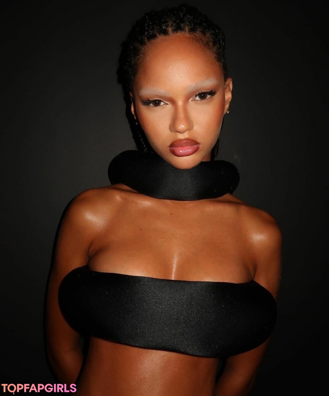 Foto desnuda filtrada de OnlyFans de Juliana Nalu #178 Foto desnuda filtrada de OnlyFans de Juliana Nalu #178