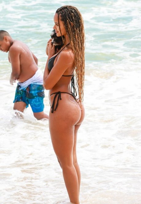 Foto desnuda filtrada de OnlyFans de Juliana Nalu