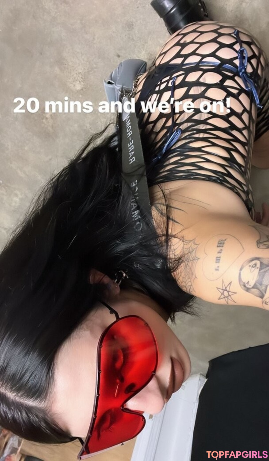 Foto desnuda filtrada de OnlyFans de Deathbyromy #183 Foto desnuda filtrada de OnlyFans de Deathbyromy #183