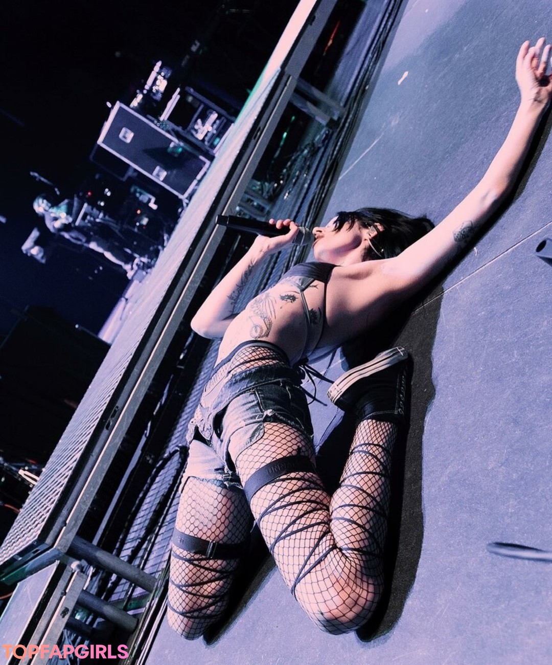 Foto desnuda filtrada de OnlyFans de Deathbyromy #63 Foto desnuda filtrada de OnlyFans de Deathbyromy #63