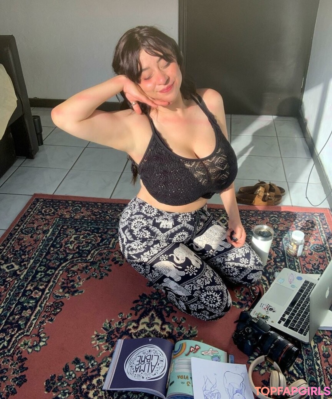 Foto desnuda filtrada de OnlyFans de Josahandry Lia #6 Foto desnuda filtrada de OnlyFans de Josahandry Lia #6