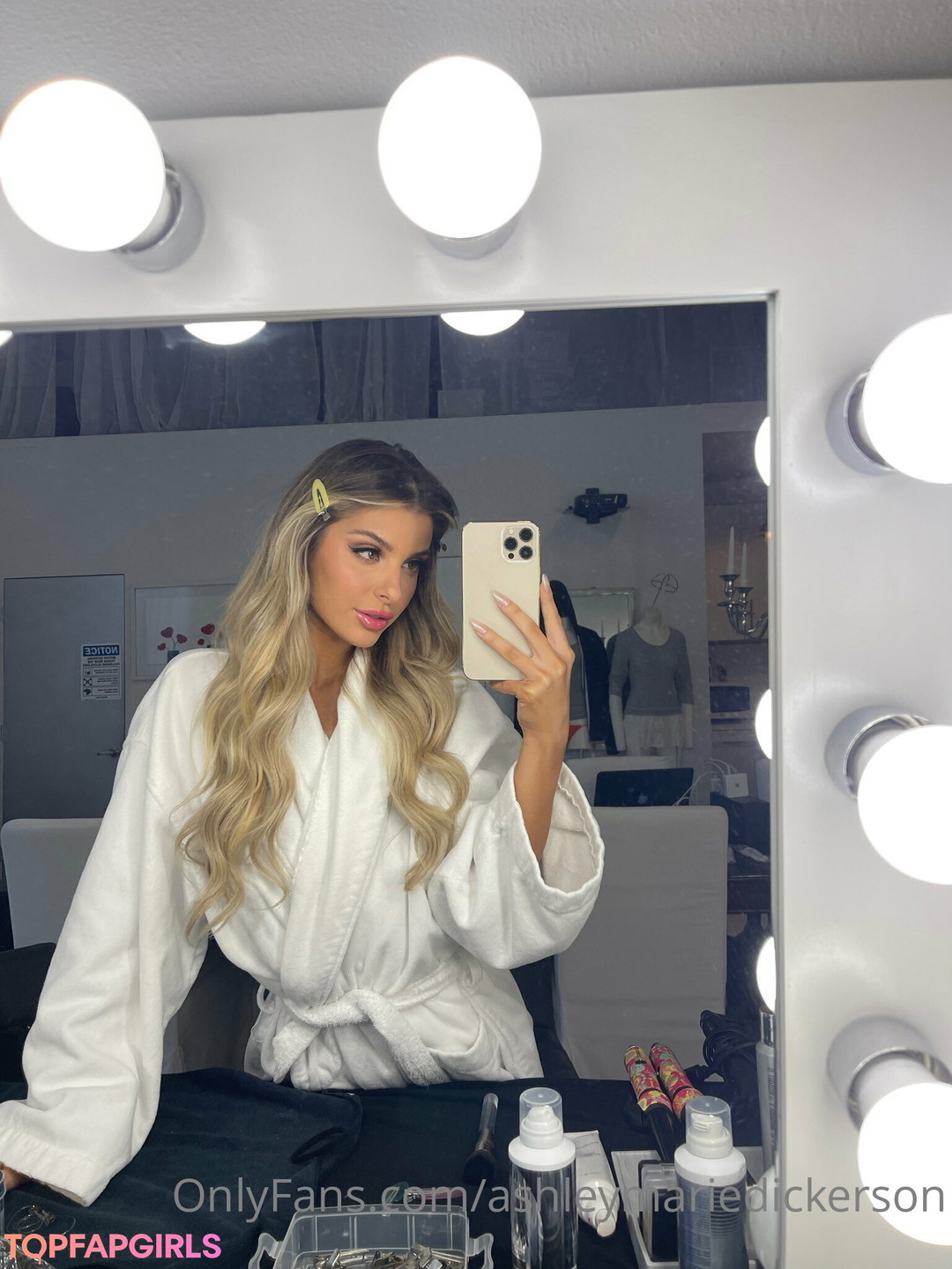 Foto desnuda filtrada de OnlyFans de Ashley Marie Dickerson #2300 Foto desnuda filtrada de OnlyFans de Ashley Marie Dickerson #2300