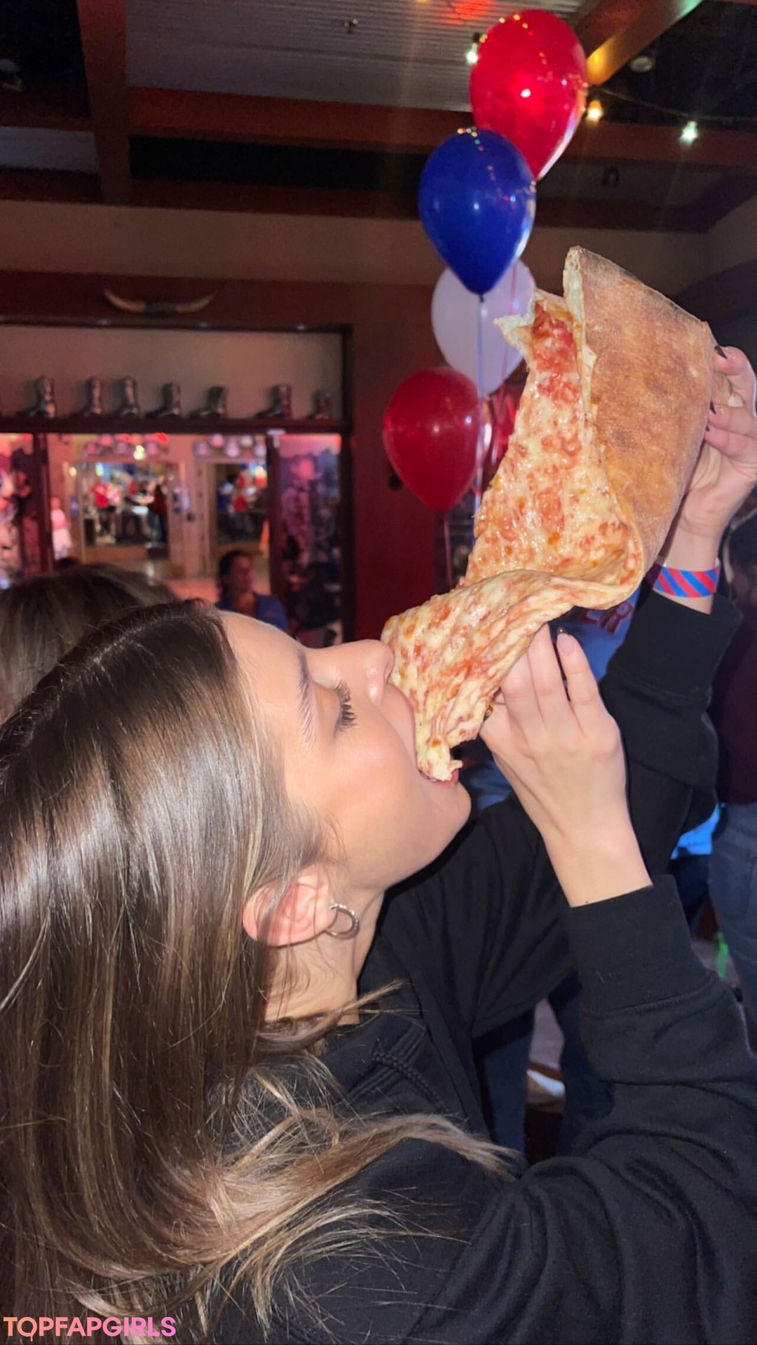 Foto desnuda filtrada de OnlyFans de Ashley Marie Dickerson #2904 Foto desnuda filtrada de OnlyFans de Ashley Marie Dickerson #2904