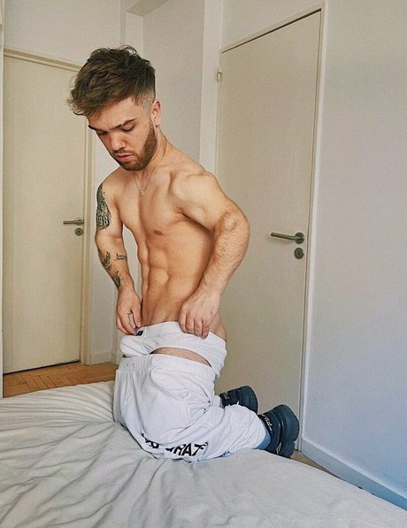 Foto desnuda filtrada de OnlyFans de Pekehottie