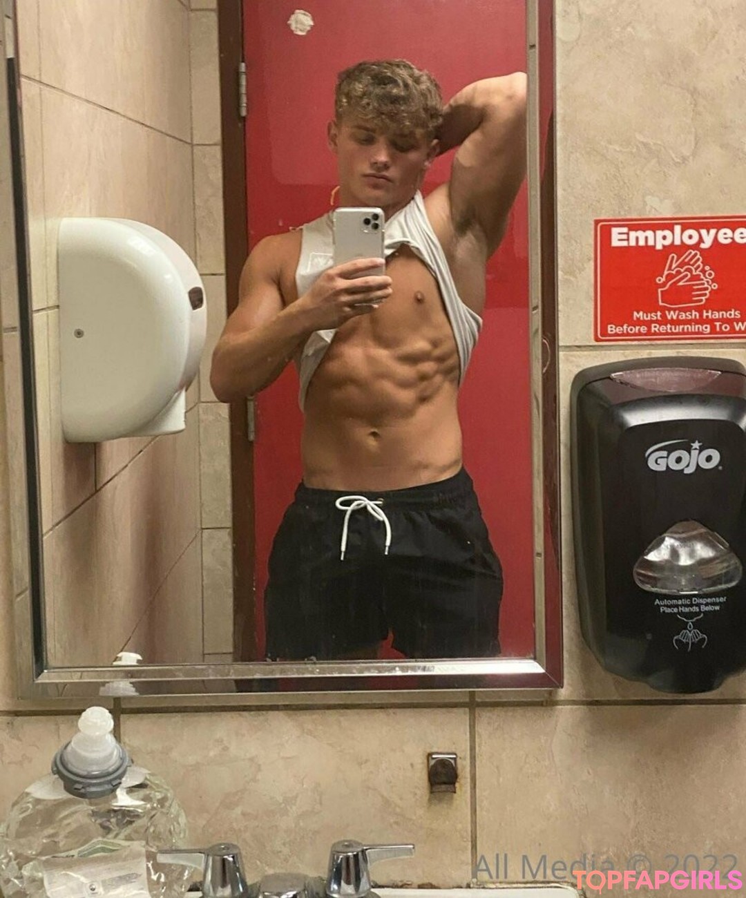 Foto desnuda filtrada de OnlyFans de Taylorsfree #37 Foto desnuda filtrada de OnlyFans de Taylorsfree #37