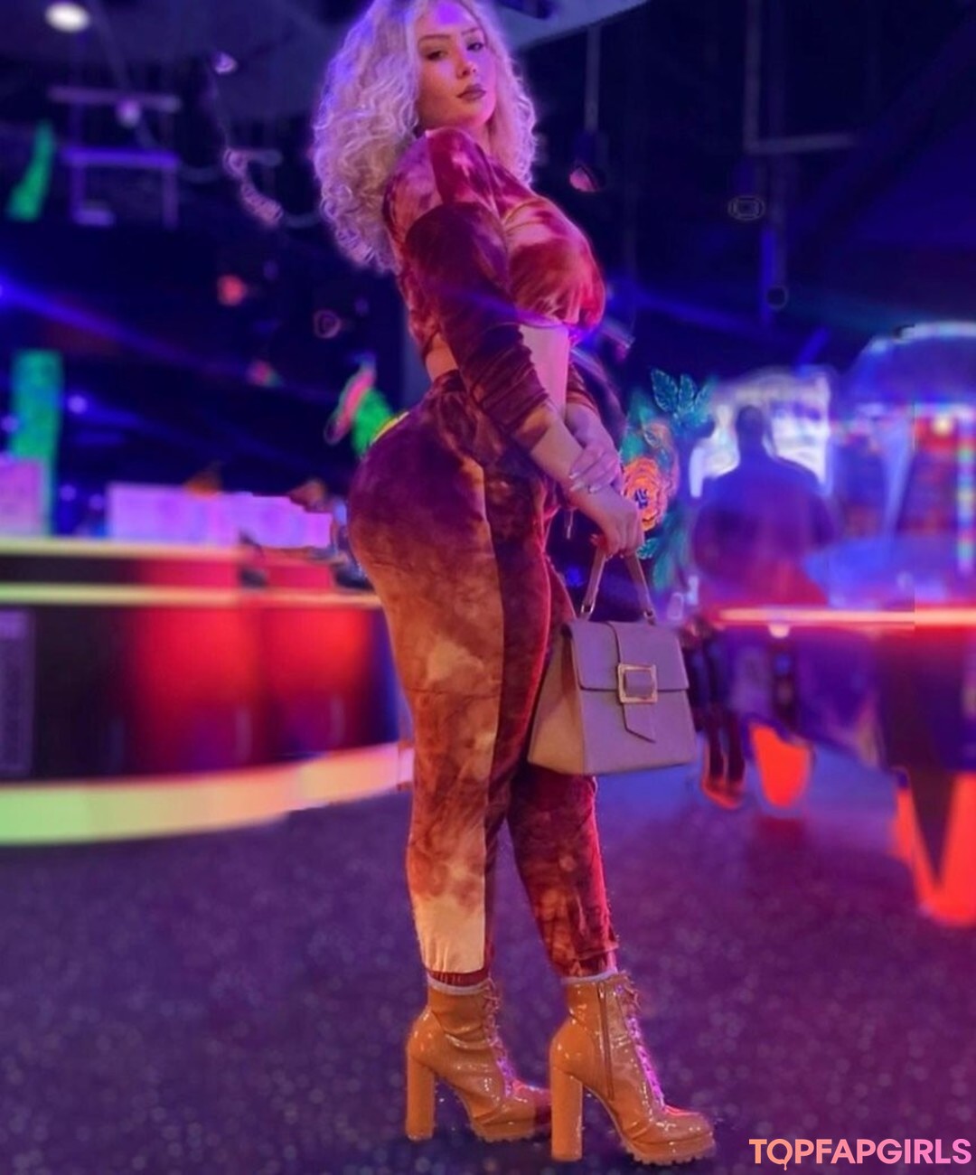 Foto desnuda filtrada de OnlyFans de Nikkita Lyons #1 Foto desnuda filtrada de OnlyFans de Nikkita Lyons #1