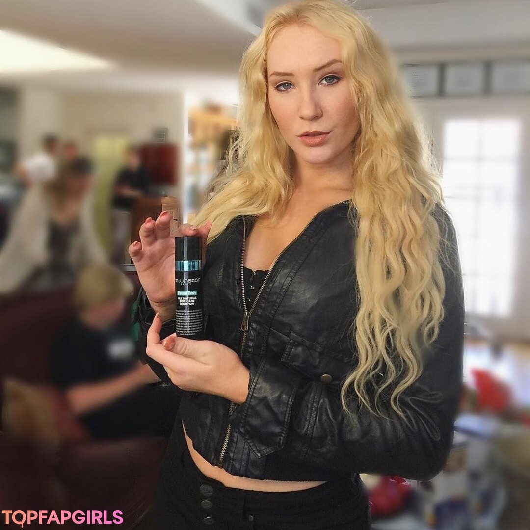 Foto desnuda filtrada de OnlyFans de Nikkita Lyons #100 Foto desnuda filtrada de OnlyFans de Nikkita Lyons #100