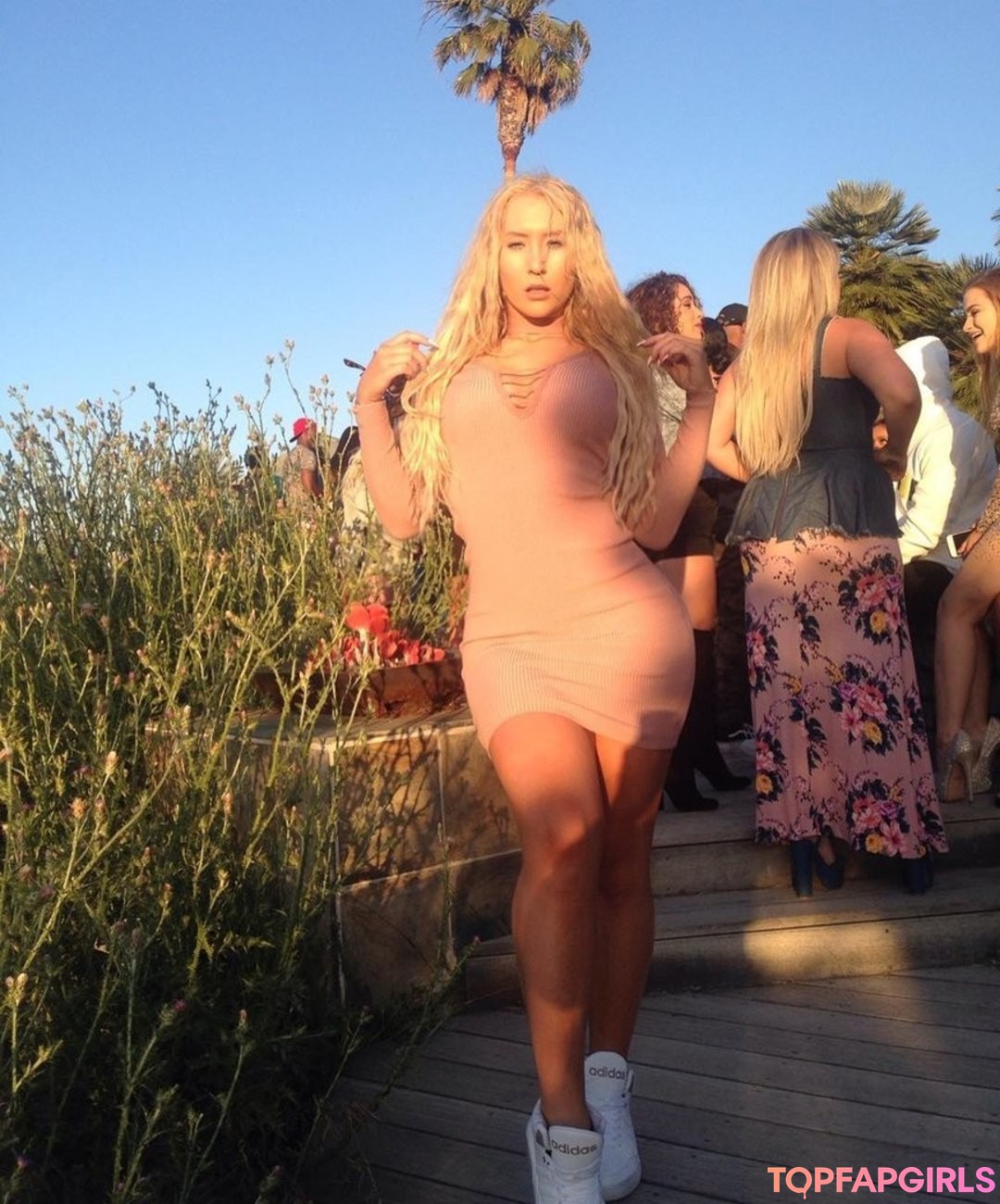 Foto desnuda filtrada de OnlyFans de Nikkita Lyons #129 Foto desnuda filtrada de OnlyFans de Nikkita Lyons #129