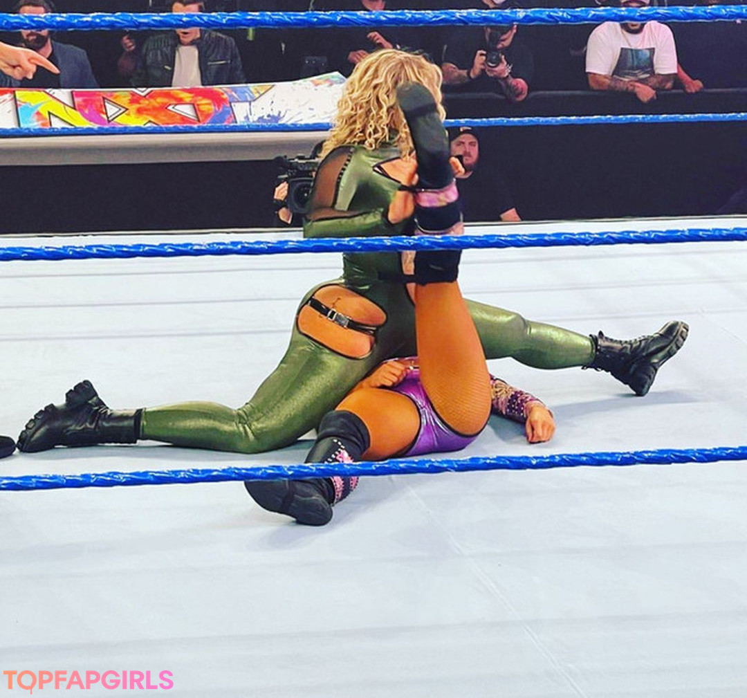 Foto desnuda filtrada de OnlyFans de Nikkita Lyons #34 Foto desnuda filtrada de OnlyFans de Nikkita Lyons #34