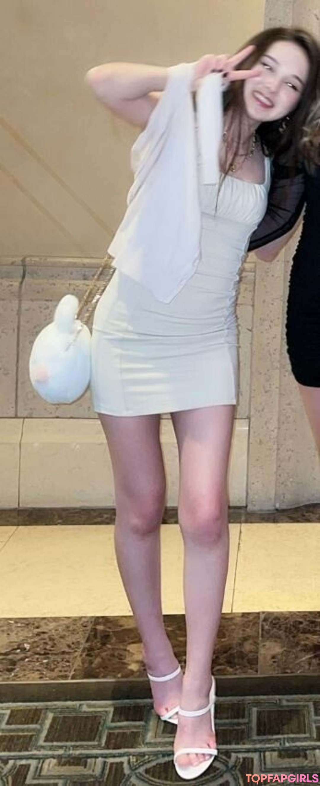 Foto desnuda filtrada de OnlyFans de Tinakitten #8 Foto desnuda filtrada de OnlyFans de Tinakitten #8