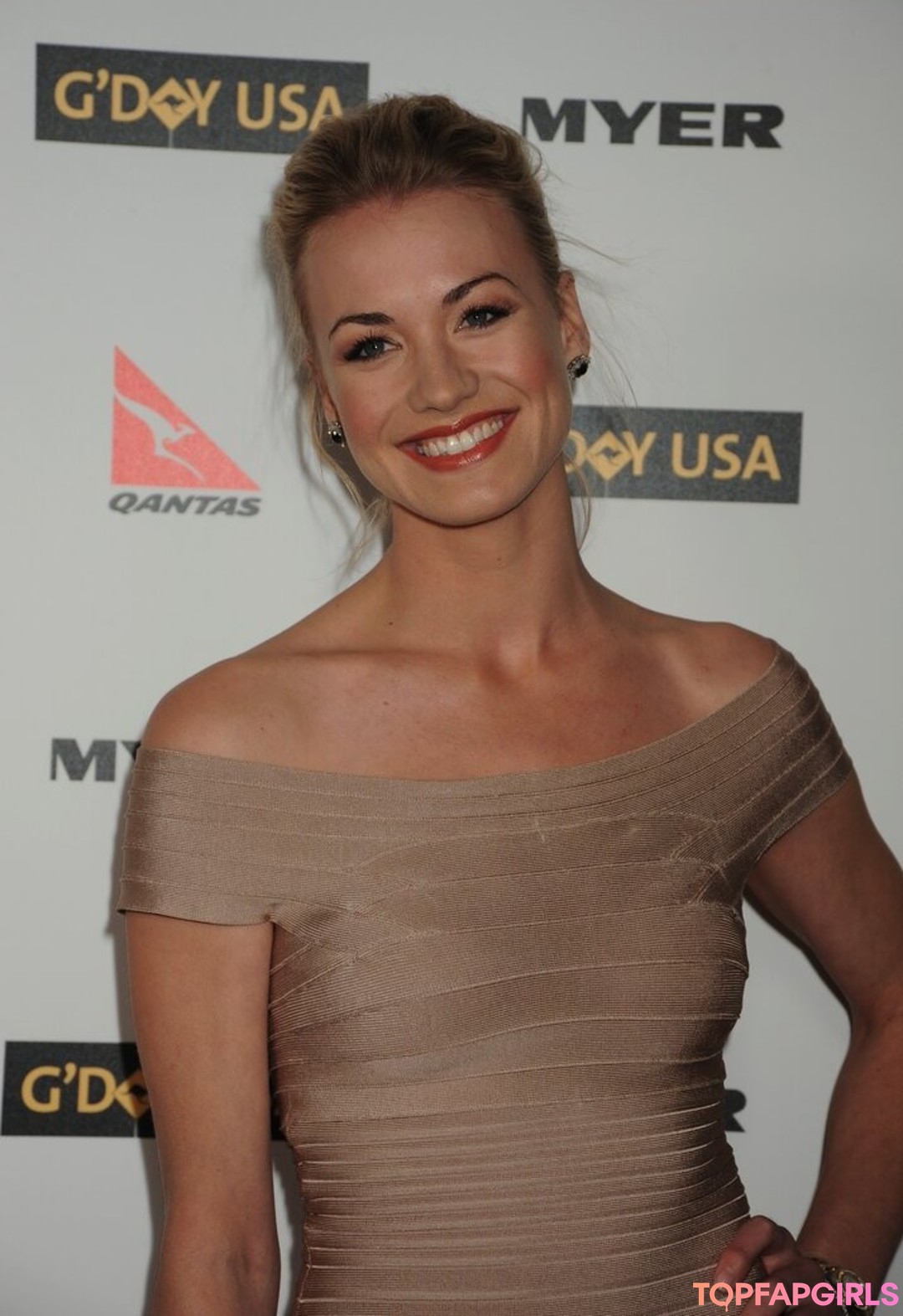 Foto desnuda filtrada de OnlyFans de Yvonne Strahovski #216 Foto desnuda filtrada de OnlyFans de Yvonne Strahovski #216