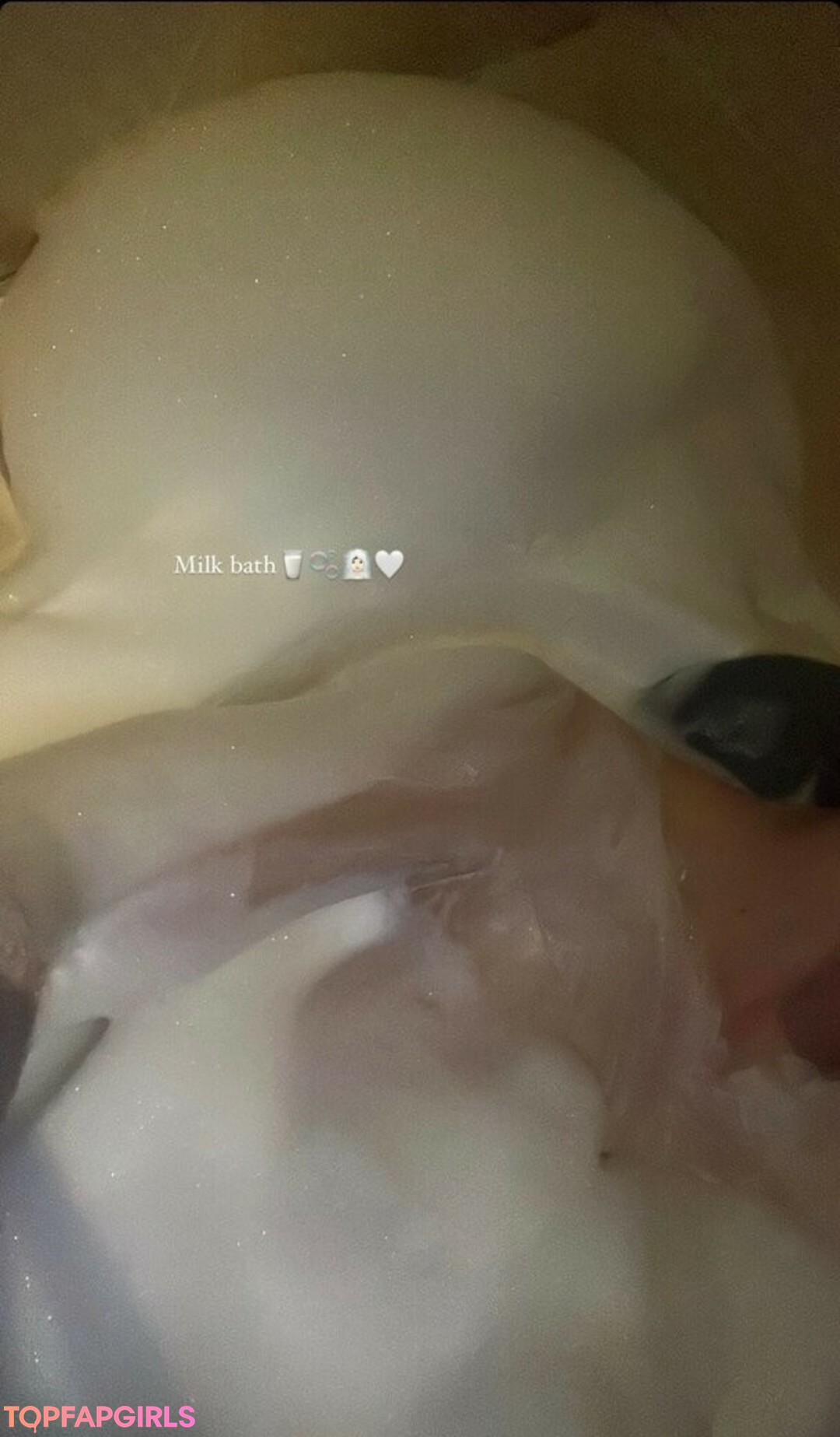 Foto desnuda filtrada de OnlyFans de Anastasya Khosasih #401 Foto desnuda filtrada de OnlyFans de Anastasya Khosasih #401