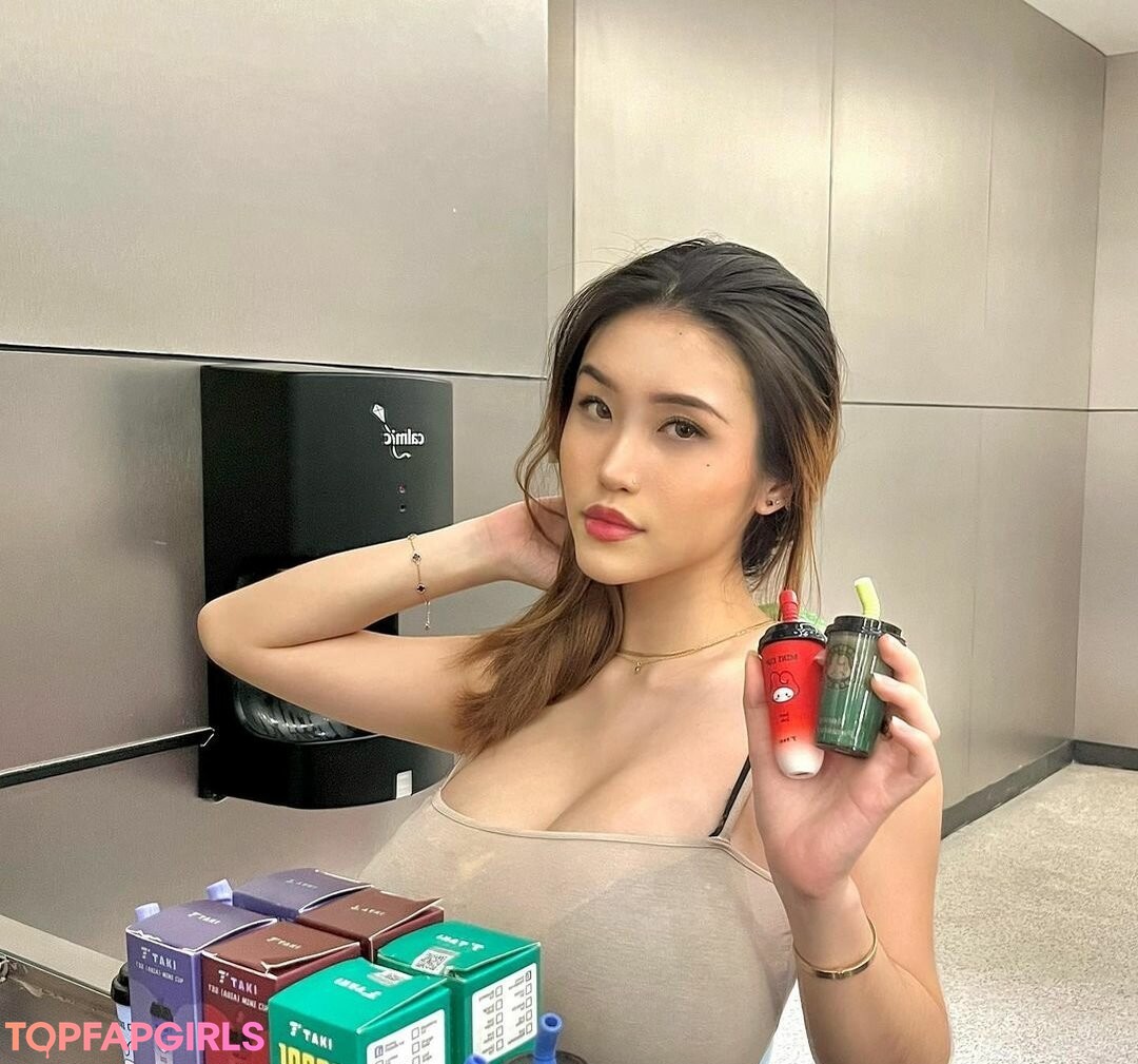 Foto desnuda filtrada de OnlyFans de Anastasya Khosasih #405 Foto desnuda filtrada de OnlyFans de Anastasya Khosasih #405