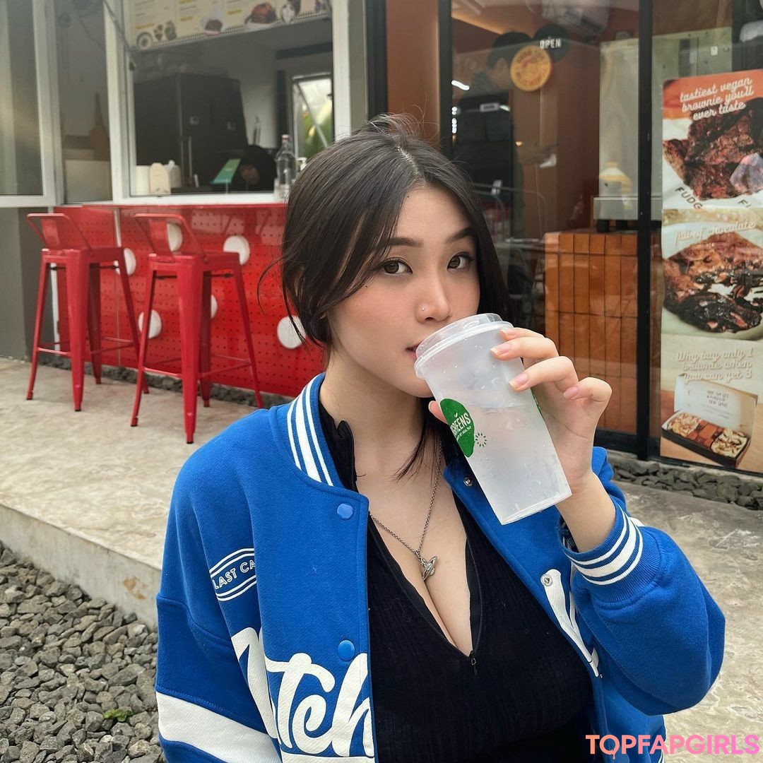 Foto desnuda filtrada de OnlyFans de Anastasya Khosasih #508 Foto desnuda filtrada de OnlyFans de Anastasya Khosasih #508