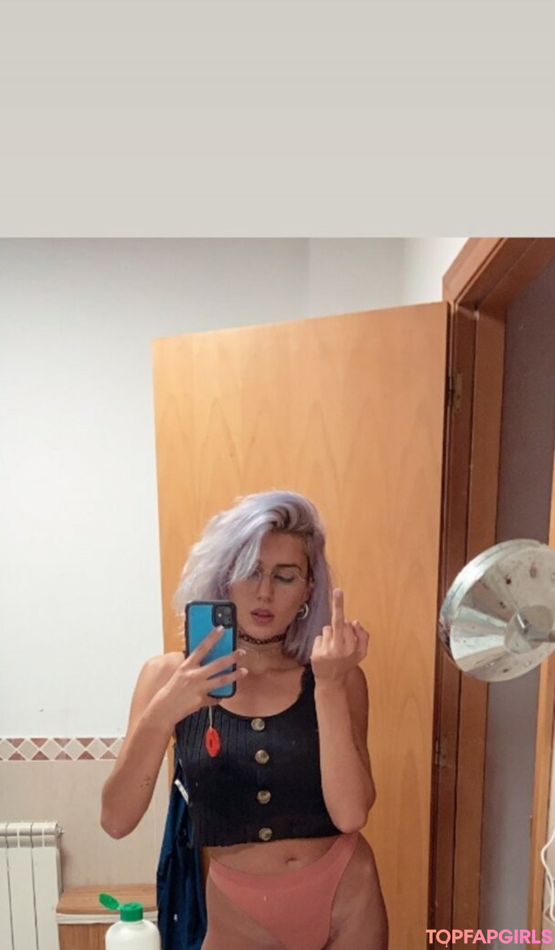 Foto desnuda filtrada de OnlyFans de Lapintoramarta #17 Foto desnuda filtrada de OnlyFans de Lapintoramarta #17