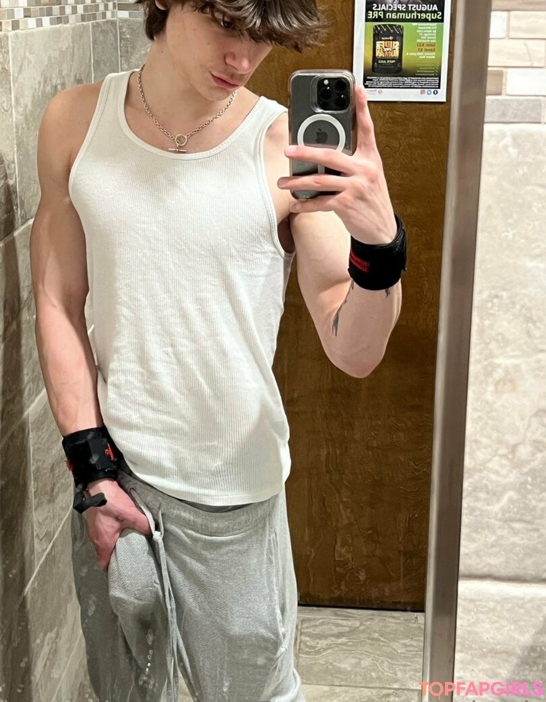 Foto desnuda filtrada de OnlyFans de Nateshreds #26 Foto desnuda filtrada de OnlyFans de Nateshreds #26