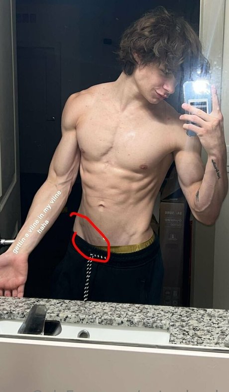 Foto desnuda filtrada de OnlyFans de Nateshreds