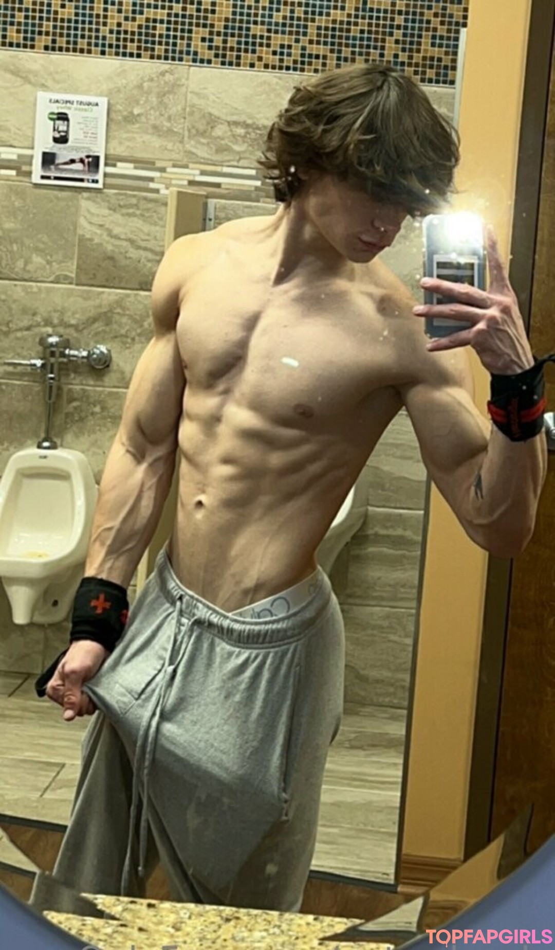 Foto desnuda filtrada de OnlyFans de Nateshreds #49 Foto desnuda filtrada de OnlyFans de Nateshreds #49