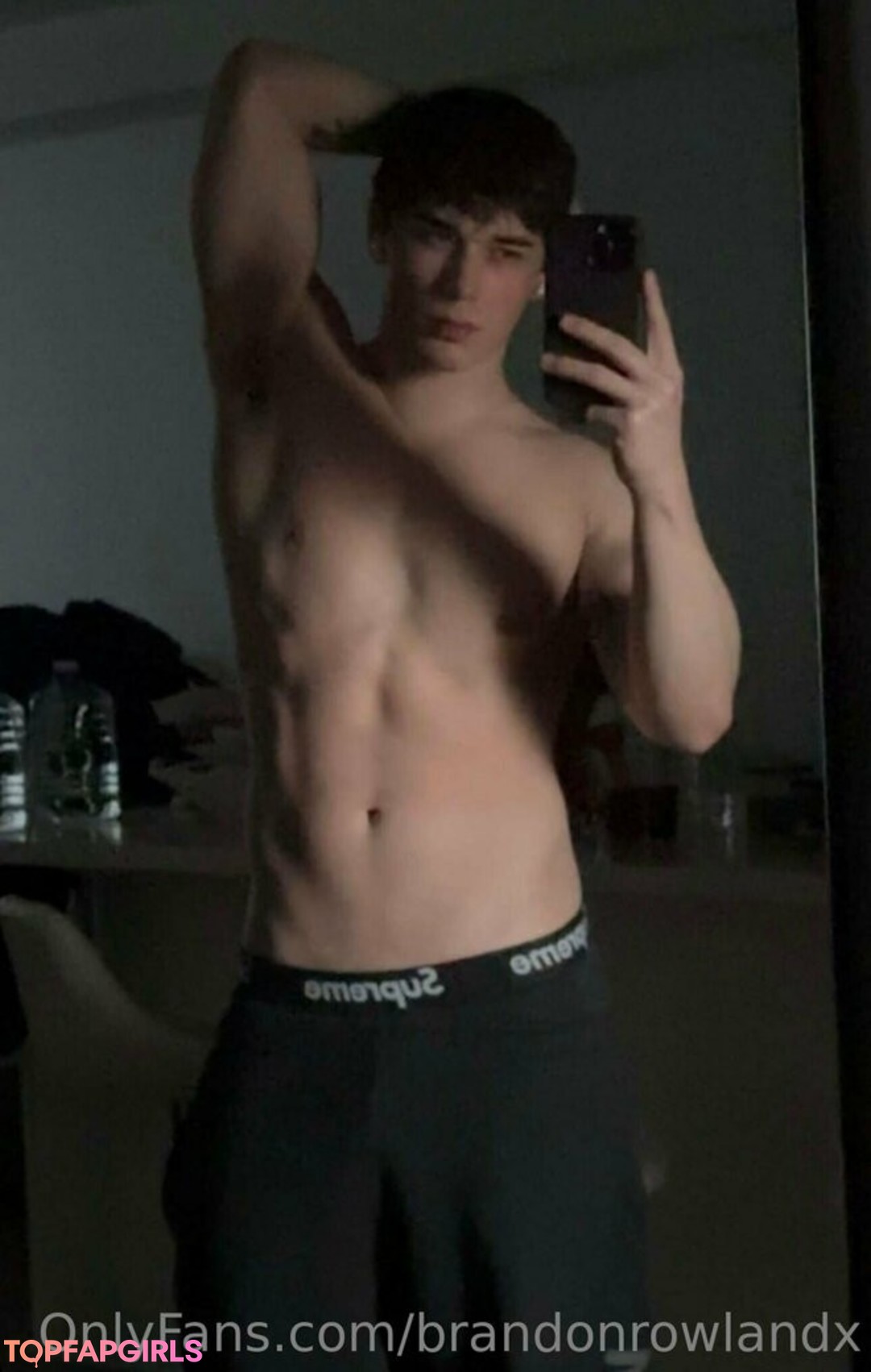 Foto desnuda filtrada de OnlyFans de Brandonrowlandx #5 Foto desnuda filtrada de OnlyFans de Brandonrowlandx #5