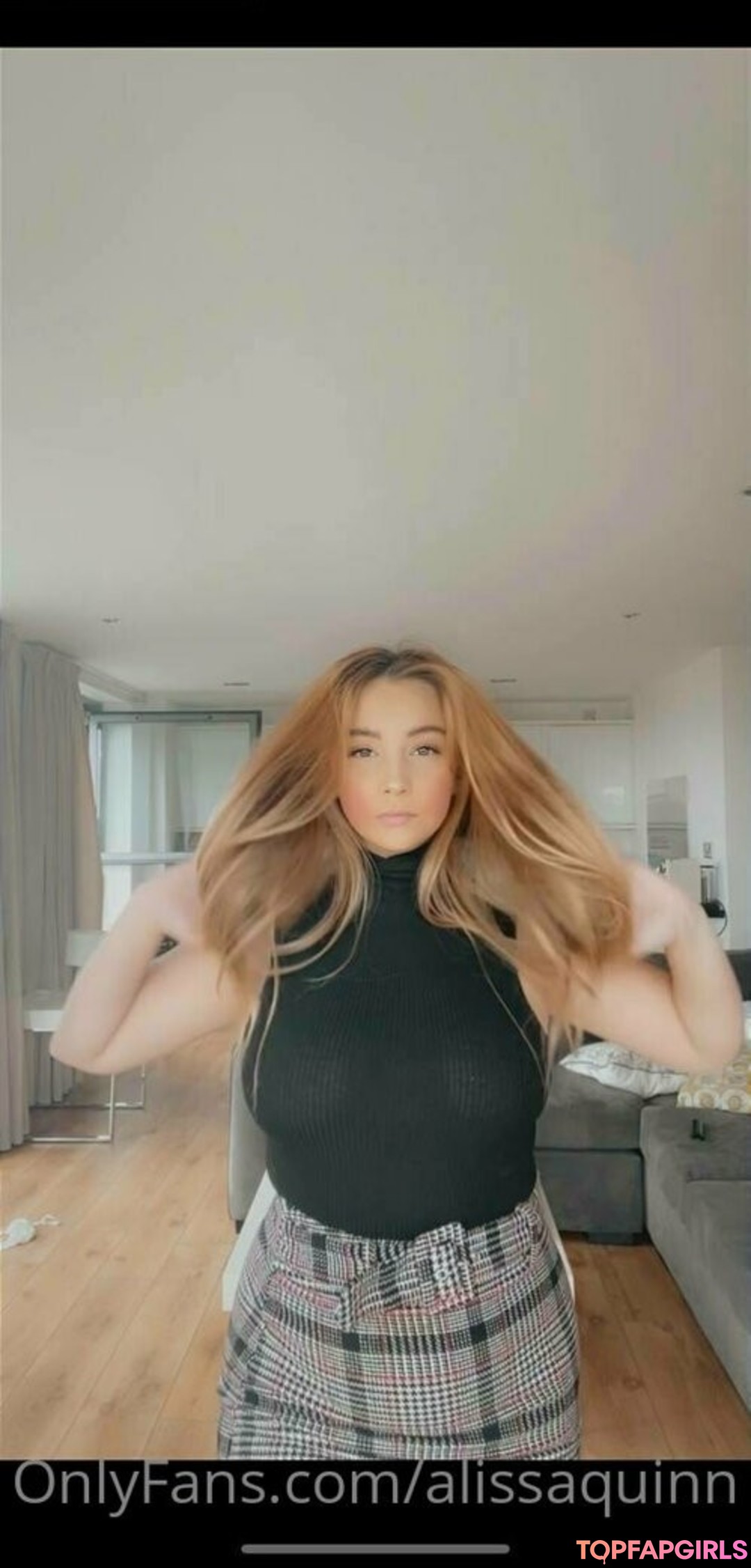 Foto desnuda filtrada de OnlyFans de Alissaquinn #200 Foto desnuda filtrada de OnlyFans de Alissaquinn #200