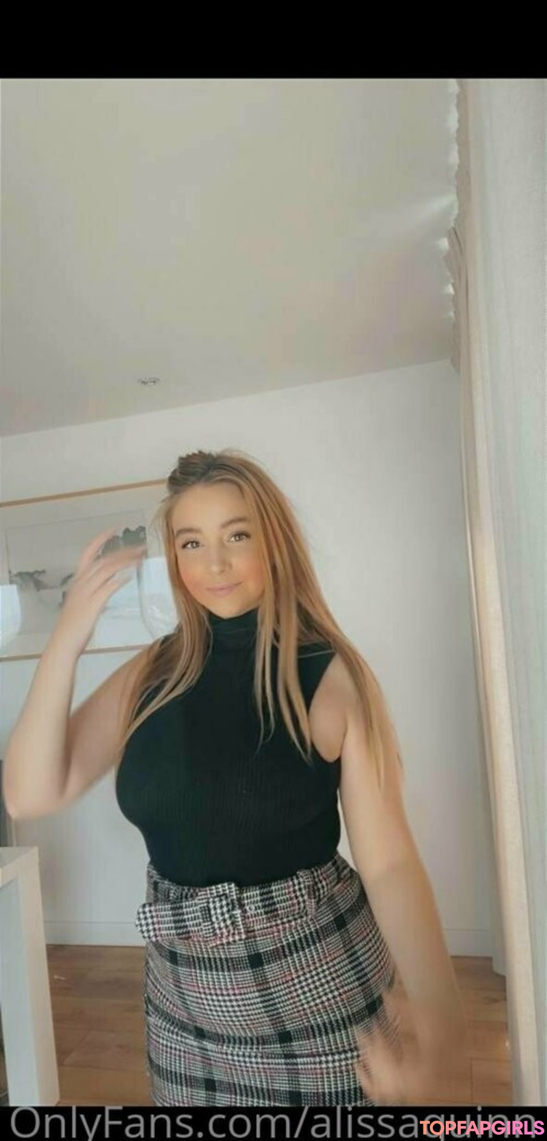 Foto desnuda filtrada de OnlyFans de Alissaquinn #211 Foto desnuda filtrada de OnlyFans de Alissaquinn #211