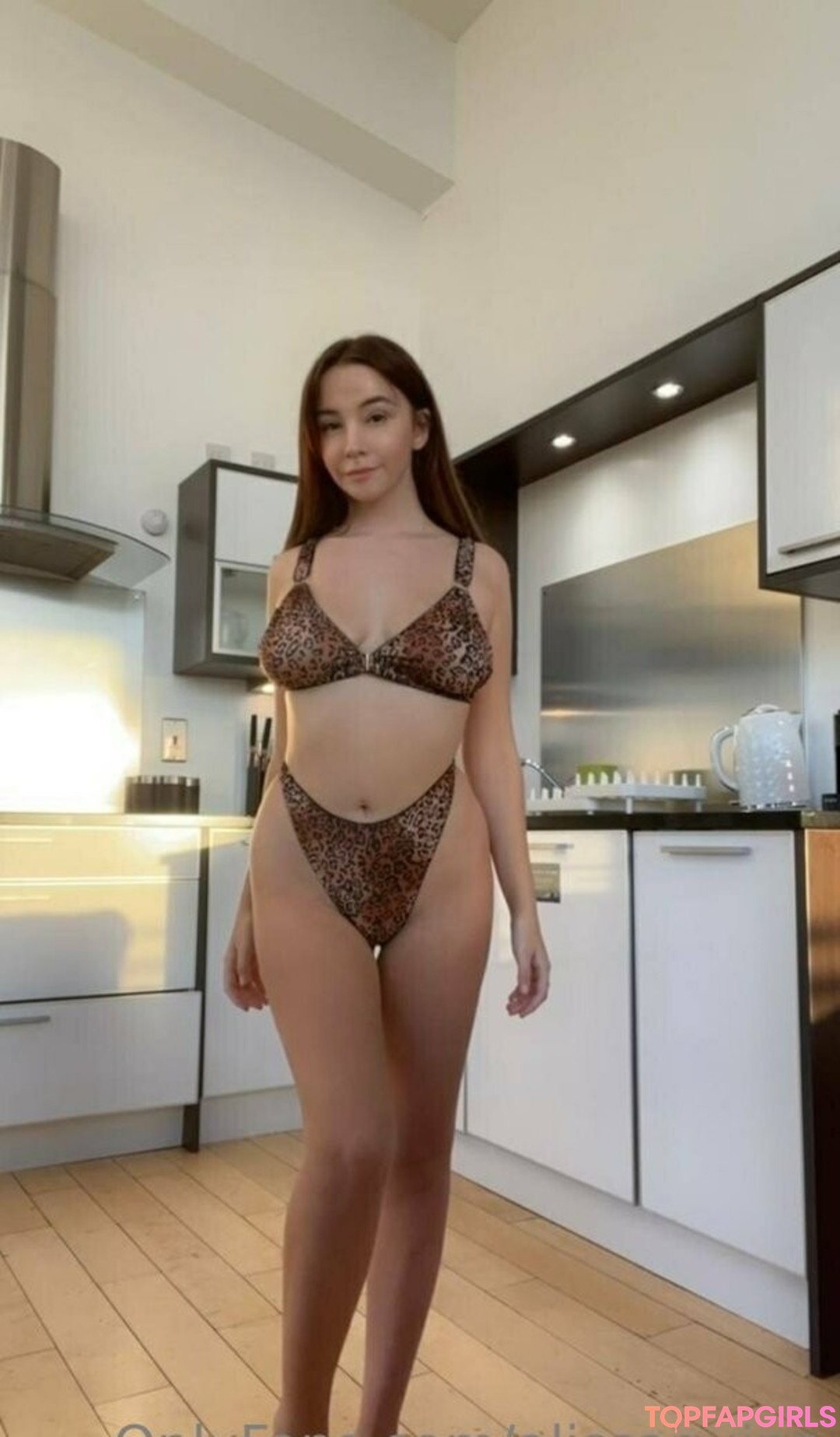 Foto desnuda filtrada de OnlyFans de Alissaquinn #470 Foto desnuda filtrada de OnlyFans de Alissaquinn #470