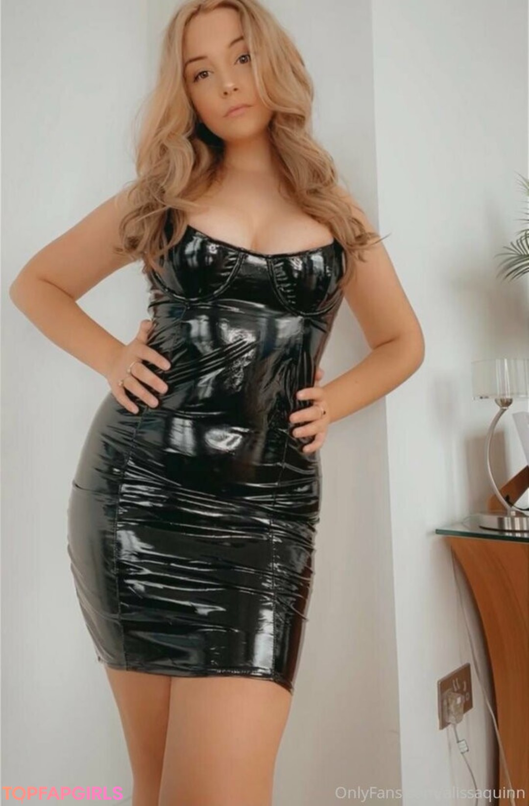 Foto desnuda filtrada de OnlyFans de Alissaquinn #50 Foto desnuda filtrada de OnlyFans de Alissaquinn #50