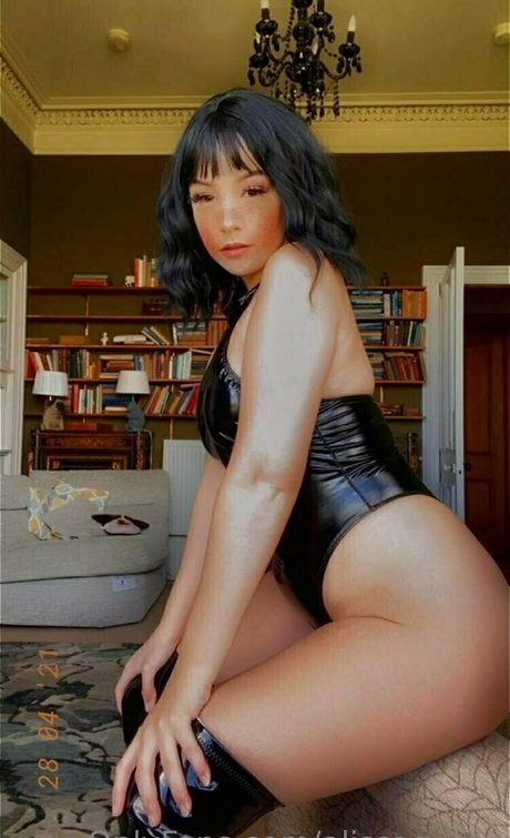 Foto desnuda filtrada de OnlyFans de Alissaquinn