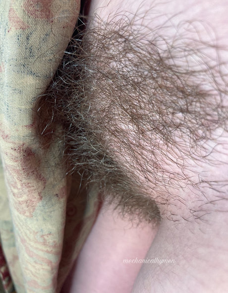 Foto desnuda filtrada de OnlyFans de Mechanicalhymen