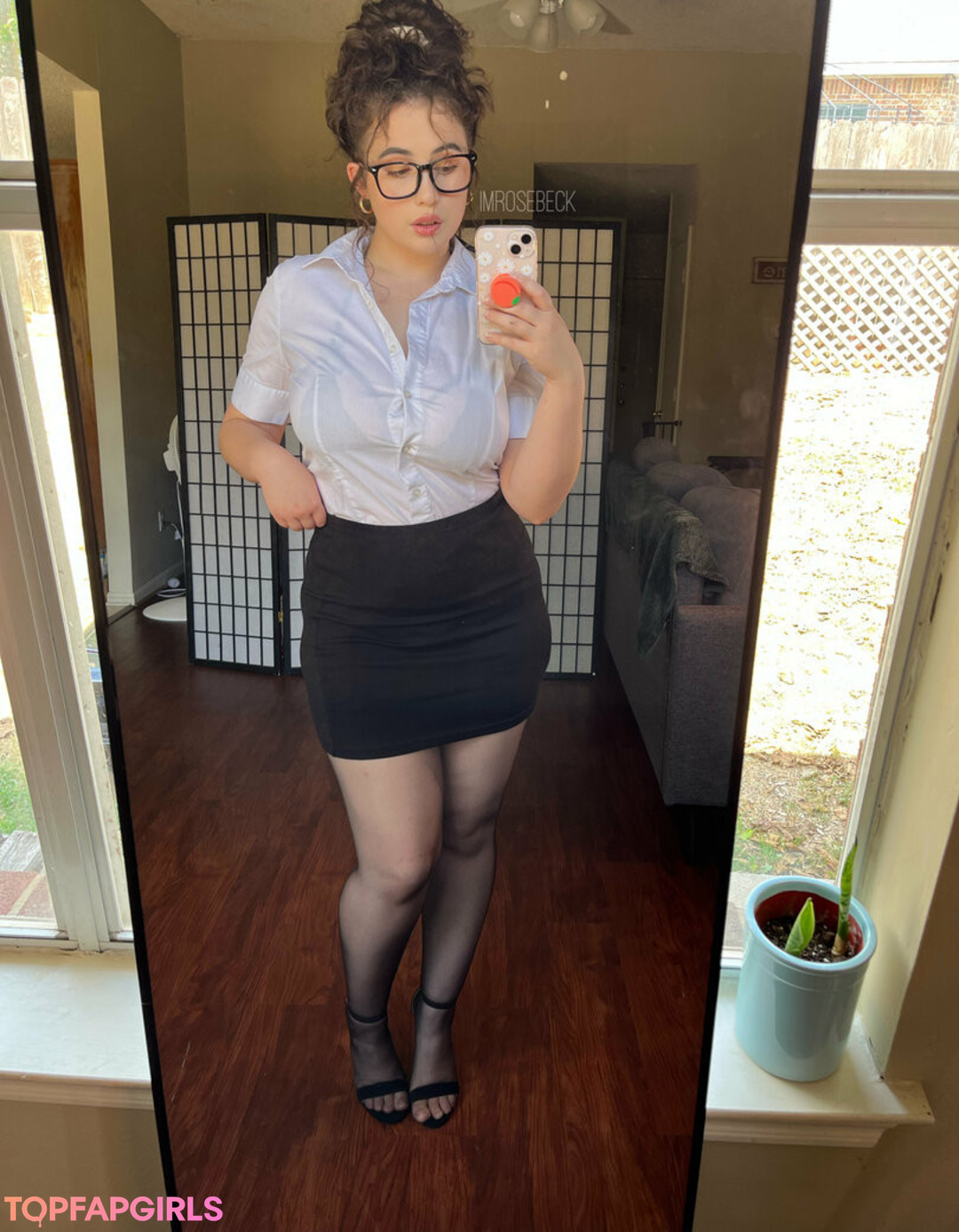 Foto desnuda filtrada de OnlyFans de Imrosebeck #91 Foto desnuda filtrada de OnlyFans de Imrosebeck #91