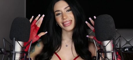 Ellie Alien