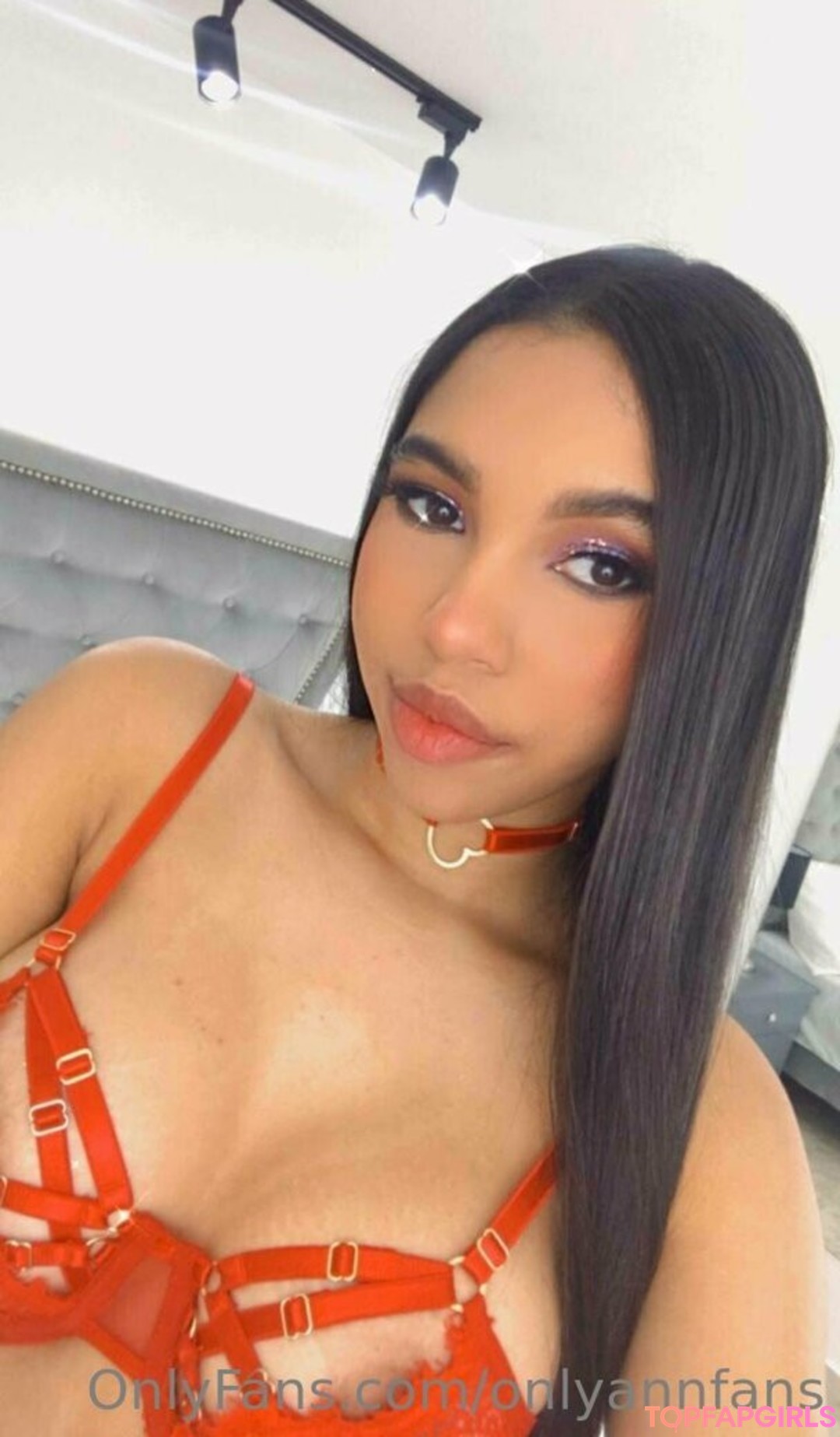 Foto desnuda filtrada de OnlyFans de Onlyannfans #1 Foto desnuda filtrada de OnlyFans de Onlyannfans #1