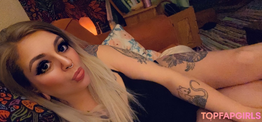 Foto desnuda filtrada de OnlyFans de Inkedshyvixen #89 Foto desnuda filtrada de OnlyFans de Inkedshyvixen #89