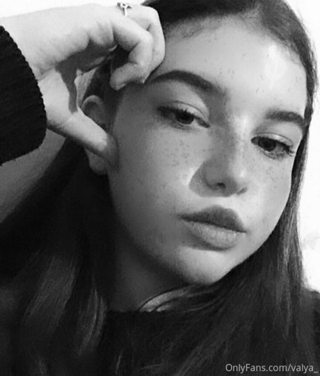 Valya_