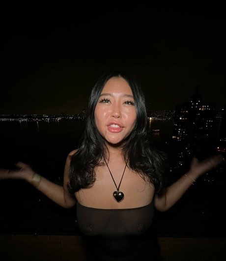 Foto desnuda filtrada de OnlyFans de Madeline Jin