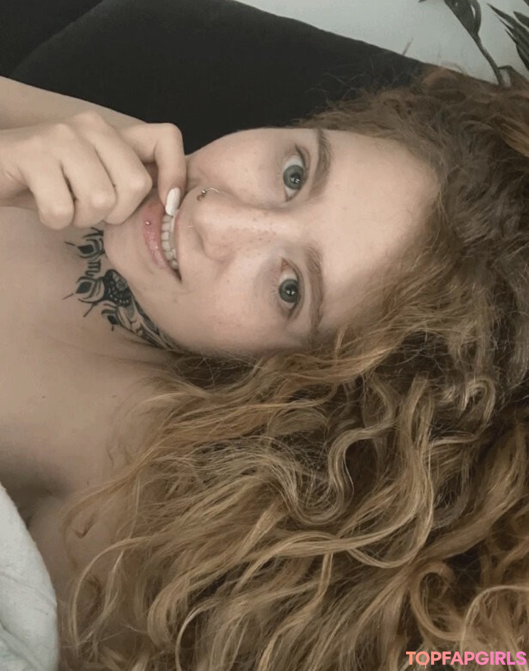 Foto desnuda filtrada de OnlyFans de Maryjane Auryn #387 Foto desnuda filtrada de OnlyFans de Maryjane Auryn #387