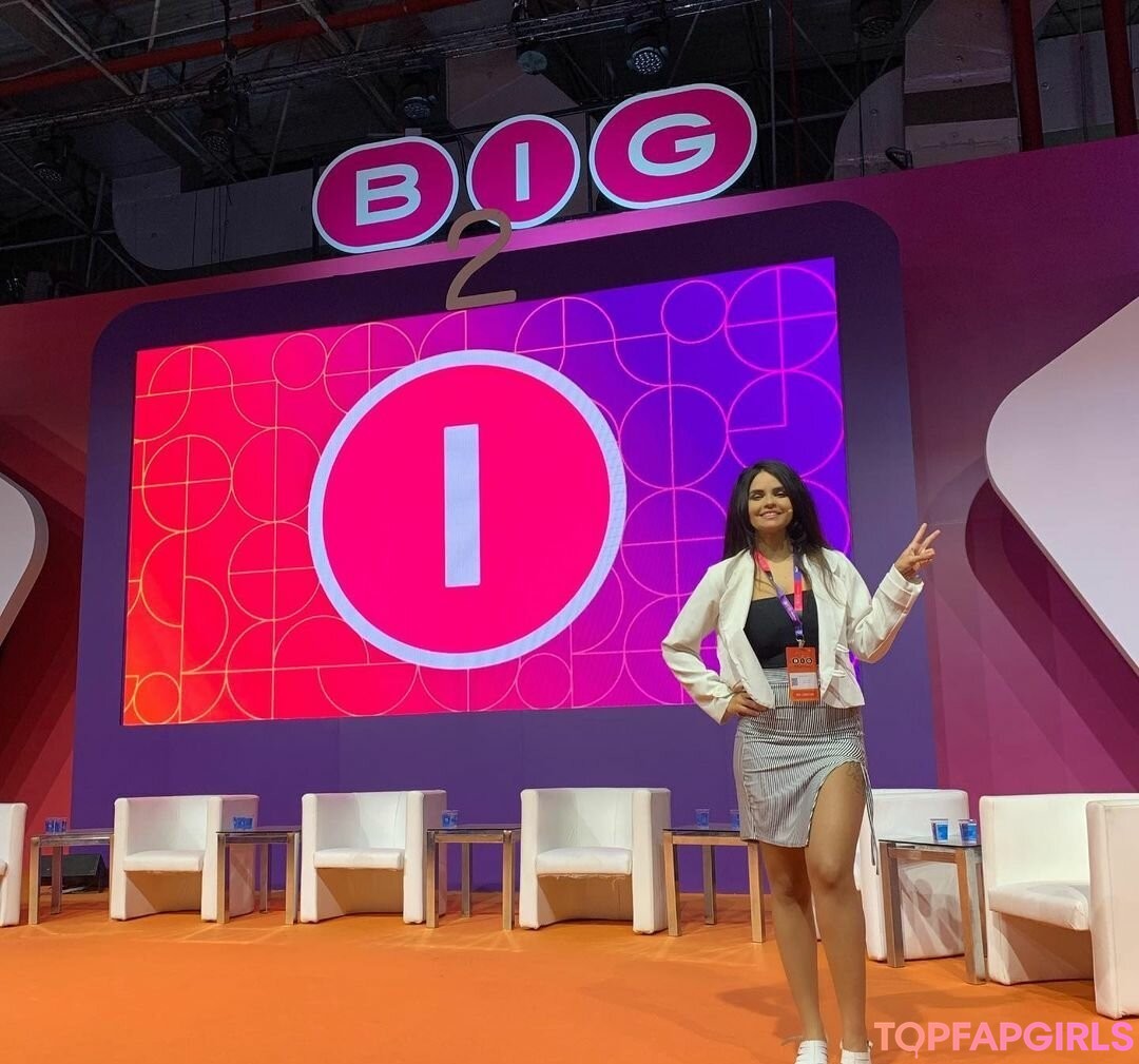 Foto desnuda filtrada de OnlyFans de Robertinha #113 Foto desnuda filtrada de OnlyFans de Robertinha #113